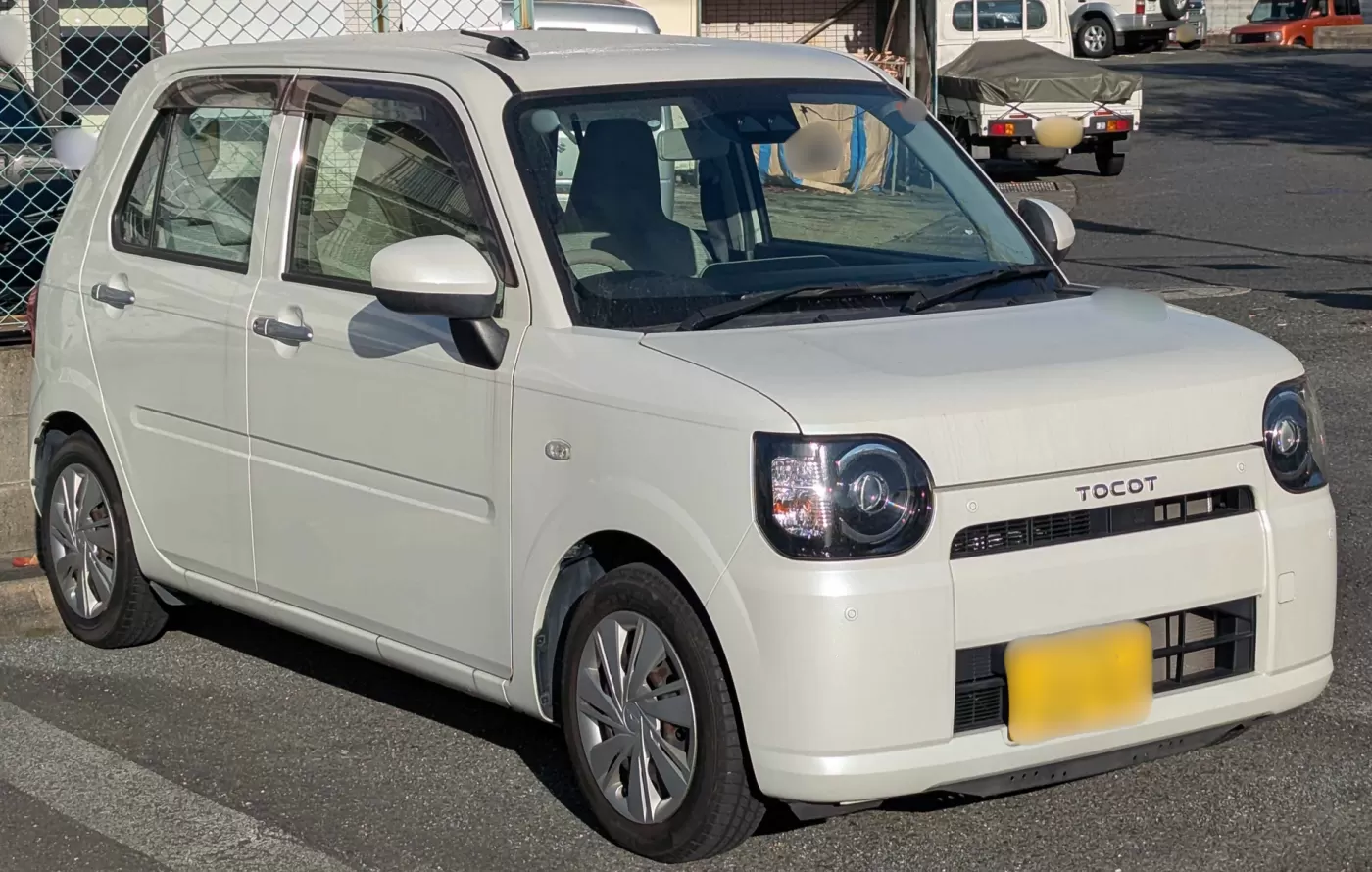 دايهاتسو Mira Tocot