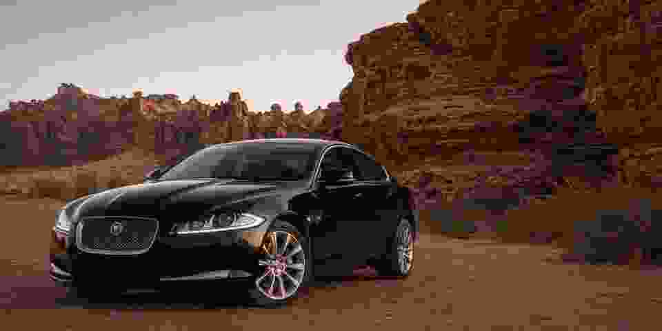 جاكوار XF