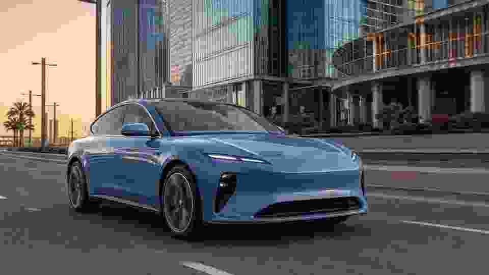 nio et5 في الخليج