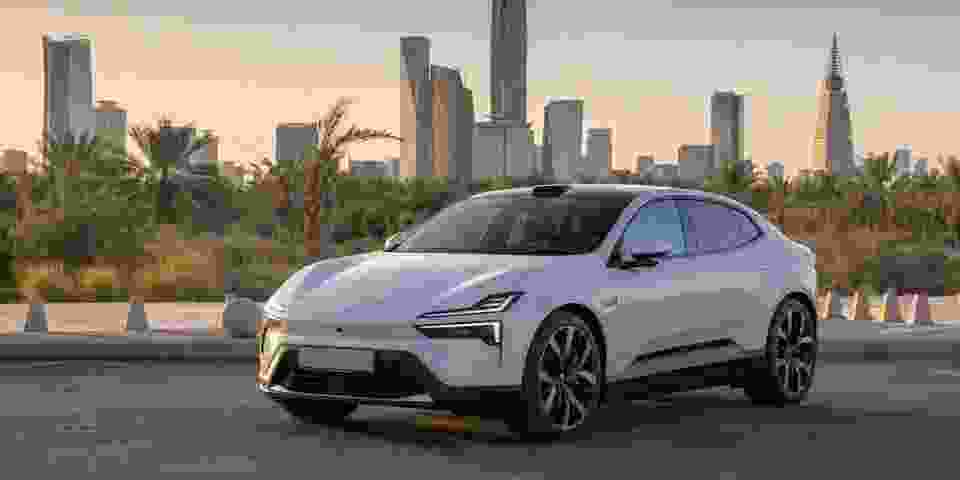 بولستار Polestar 4