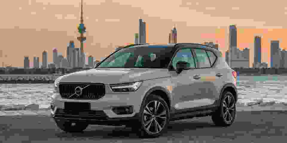 فولفو XC40