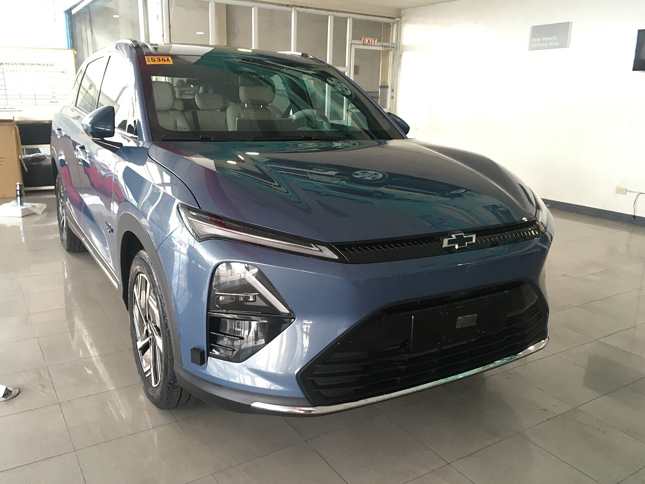 شفروليه كابتيفا PHEV موديل2026؛ مثال مصور في الفلبين يوضح هيئة العائلة